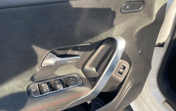 mercedes-cla-220-d-190ch-amg-line-8g-dct - 928454713