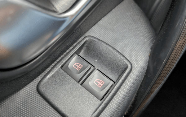 dacia-sandero-0-9-tce-90ch-stepway - 930304713