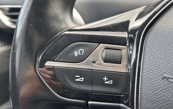 peugeot-5008-2-0-bluehdi-150ch-active-business-s-s - 930854713