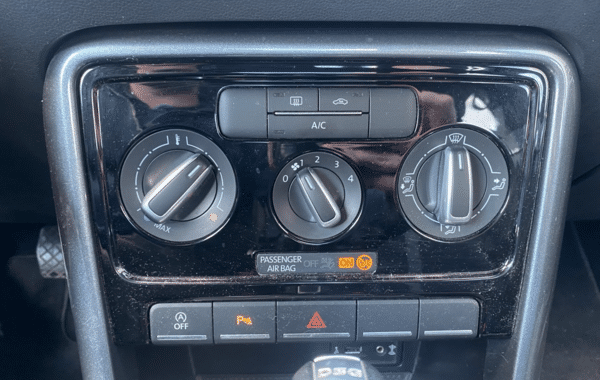 volkswagen-coccinelle-1-2-tsi-105ch-bluemotion-technology-origin-dsg7 - 930954713