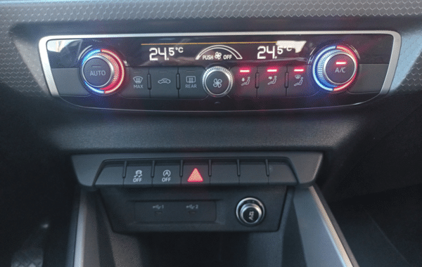 audi-a1-sportback-30-tfsi-116ch-s-line - 932124713