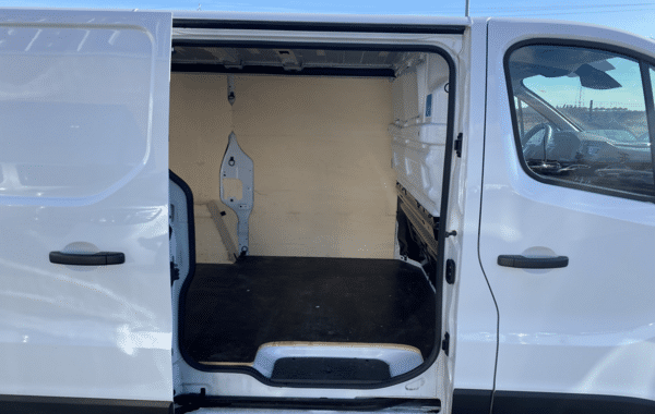 renault-trafic-iii-fg-l1h1-2t8-2-0-blue-dci-150ch-advance-24 - 934914713