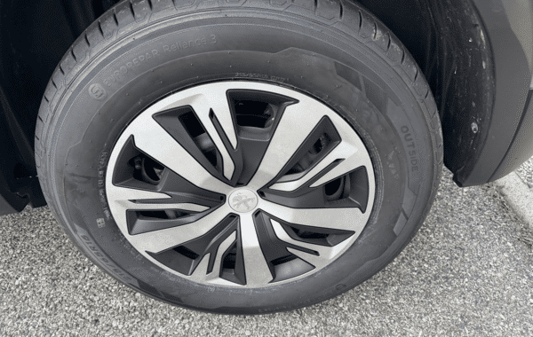 peugeot-2008-1-2-100ch-s-s-active-pack - 937474713