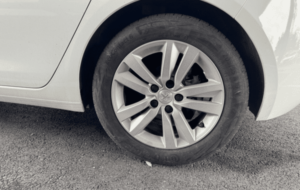 peugeot-308-1-2-puretech-110ch-e6-3-s-s-active-business - 937884713
