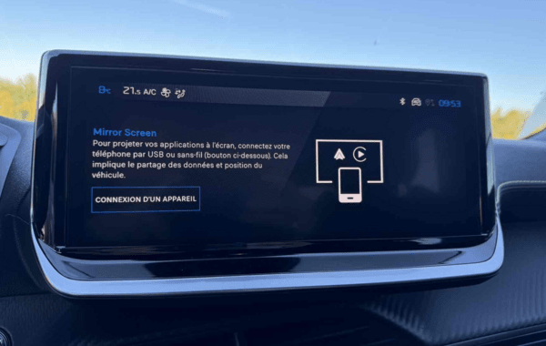 peugeot-2008-1-2-hybrid-136ch-gt-e-dcs6 - 939974713