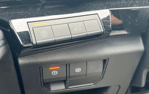 renault-austral-1-2-e-tech-full-hybrid-200ch-esprit-alpine-26 - 941014713