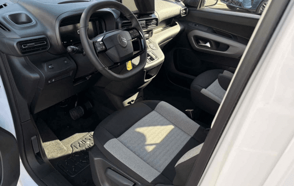 citroen-berlingo-taille-m-1-5-bluehdi-130ch-s-s-max-eat8-5-places - 941404713