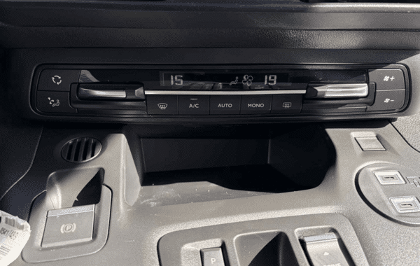 citroen-berlingo-taille-m-1-5-bluehdi-130ch-s-s-max-eat8-5-places - 941404713