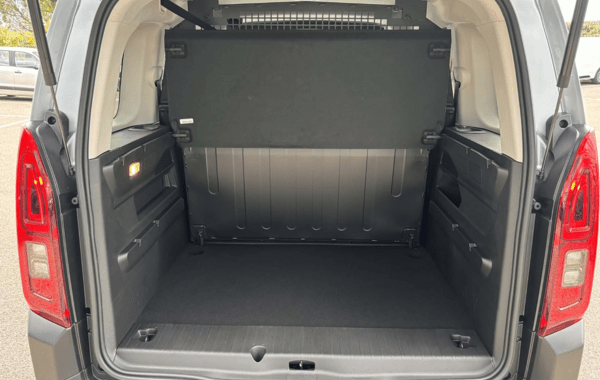 citroen-berlingo-taille-m-1-5-bluehdi-130ch-s-s-max-eat8-5-places - 941814713