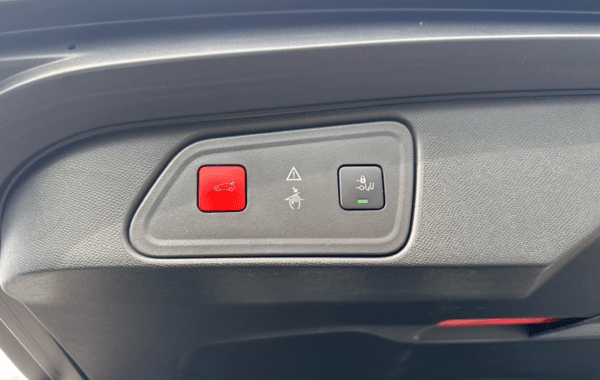 peugeot-3008-1-5-bluehdi-130ch-e6-c-allure-s-s-7cv - 942564713