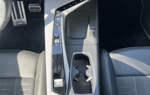 peugeot-5008-hybrid-145ch-gt-e-dcs6 - 943584713