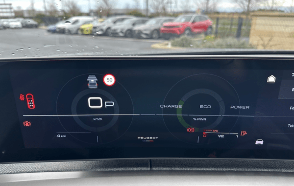 peugeot-5008-hybrid-145ch-gt-e-dcs6 - 943634713