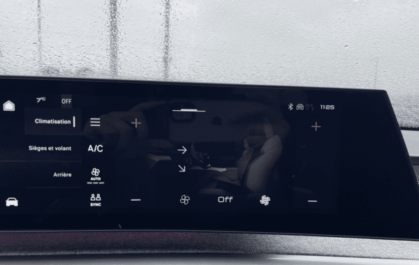 peugeot-5008-hybrid-145ch-gt-e-dcs6 - 943674713