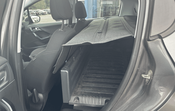 peugeot-208-affaire-1-2-puretech-82ch-s-s-premium-pack-euro6c - 945344713