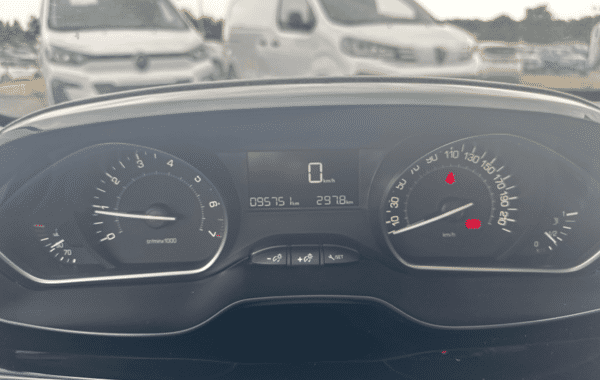 peugeot-208-affaire-1-2-puretech-82ch-s-s-premium-pack-euro6c - 945344713
