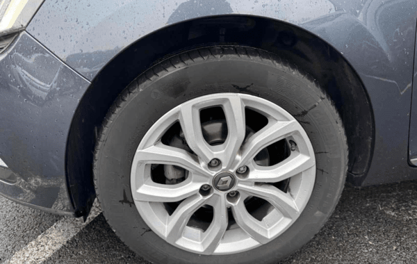 renault-clio-iv-1-2-tce-120ch-energy-intens-edc-5p - 946844713