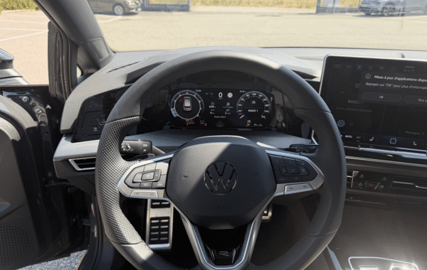 volkswagen-golf-viii-1-5-etsi-evo2-150ch-r-line-dsg7 - 951114713