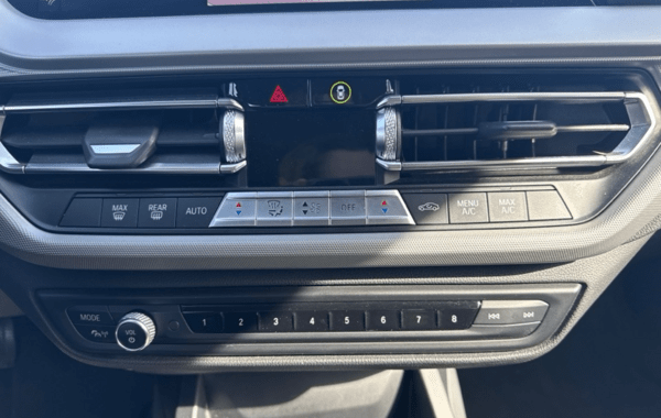 bmw-serie-1-f40-118i-136ch-lounge - 951354713