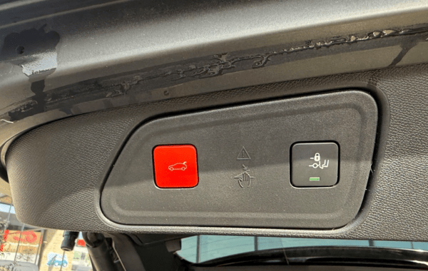 peugeot-3008-hybrid4-300ch-gt-pack-e-eat8 - 952764713