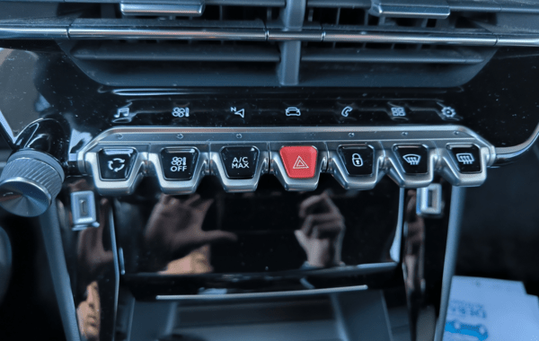 peugeot-2008-1-2-puretech-130ch-s-s-gt-eat8 - 953324713