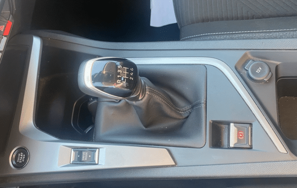 peugeot-308-1-2-puretech-130ch-s-s-active-pack - 953434713