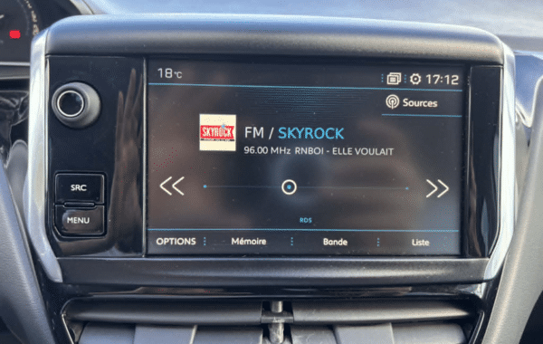 peugeot-208-affaire-1-2-puretech-82ch-s-s-premium-euro6c - 953844713