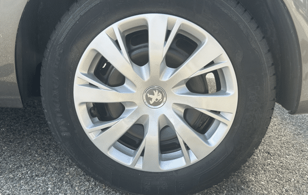 peugeot-208-1-2-puretech-82ch-s-s-premium-euro6c - 953844713