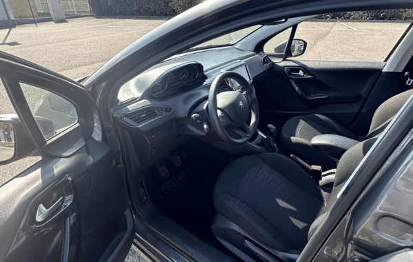 peugeot-208-1-2-puretech-82ch-s-s-premium-euro6c - 953844713