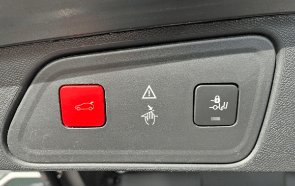 peugeot-3008-1-2-puretech-130ch-gt-line-s-s - 954794713