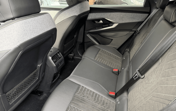 peugeot-3008-electrique-210ch-batterie-73-kwh-gt - 955644713