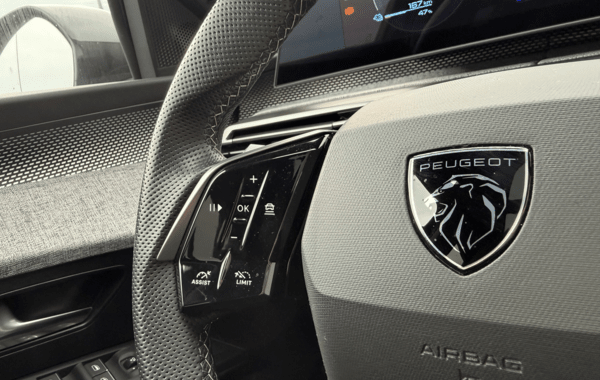 peugeot-3008-electrique-210ch-batterie-73-kwh-gt - 955644713