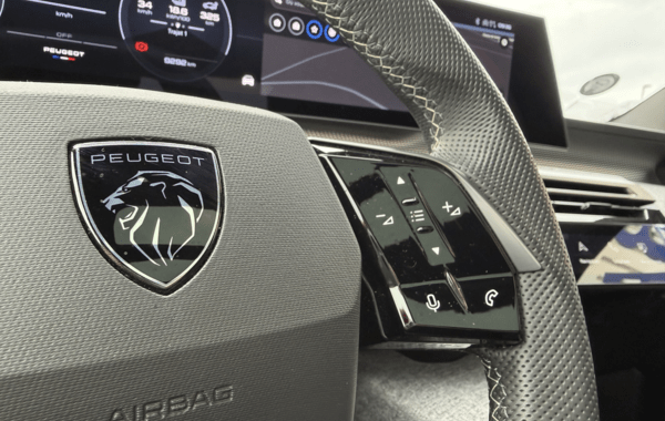 peugeot-3008-electrique-210ch-batterie-73-kwh-gt - 955644713