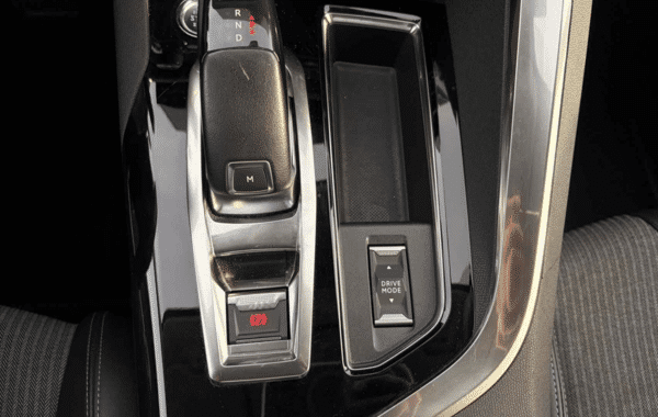 peugeot-3008-1-5-bluehdi-130ch-s-s-allure-eat8 - 955774713