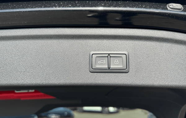 audi-a3-sportback-2-0-tdi-150ch-s-line-s-tronic-7 - 957734713