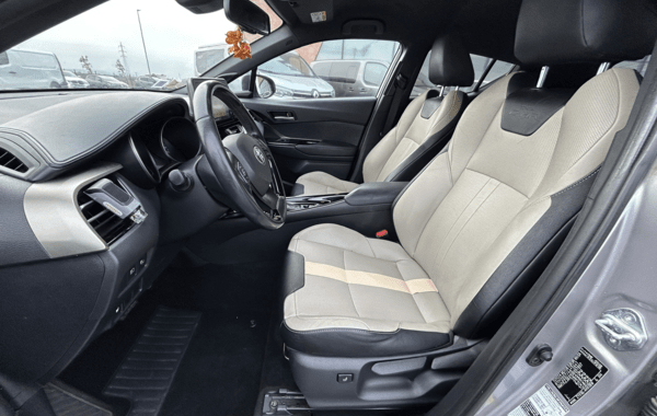 toyota-c-hr-122h-collection-2wd-e-cvt - 960664713