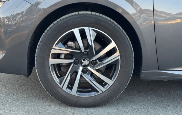 peugeot-208-1-2-puretech-100ch-s-s-allure - 961874713