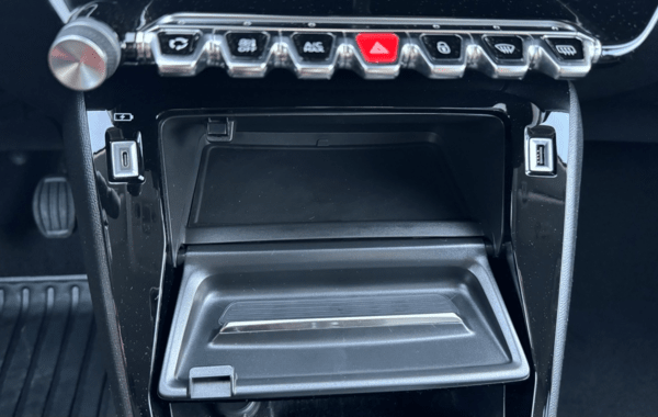 peugeot-208-1-2-puretech-100ch-s-s-allure - 961874713