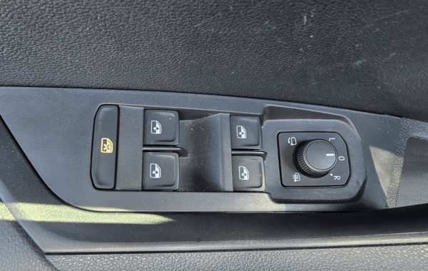 skoda-karoq-1-5-tsi-evo-2-act-150ch-sportline-dsg7 - 963944713