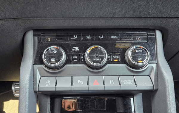 skoda-karoq-1-5-tsi-evo-2-act-150ch-sportline-dsg7 - 963944713
