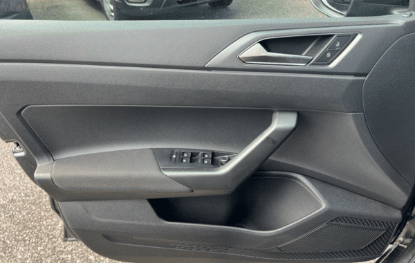 volkswagen-taigo-1-0-tsi-116ch-r-line-edition-dsg7 - 964474713