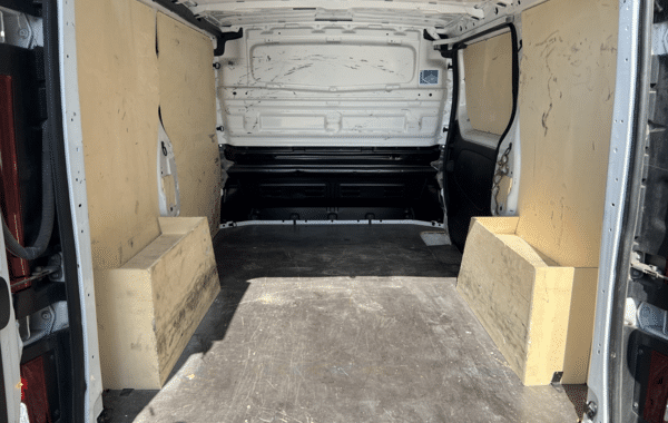 renault-trafic-iii-fg-l1h1-2t8-2-0-blue-dci-150ch-advance-24 - 964764713