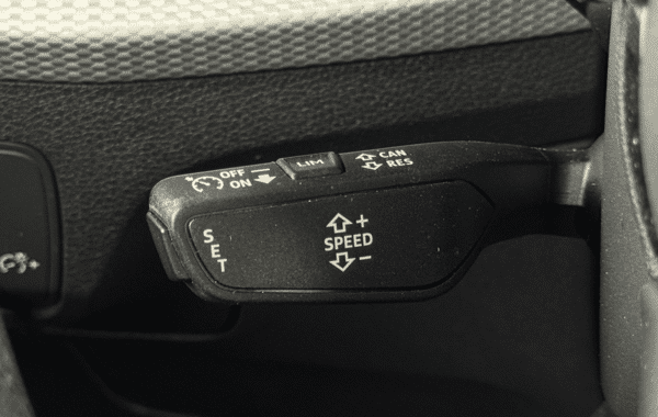 audi-q2-35-tfsi-150ch-design-luxe - 966944713