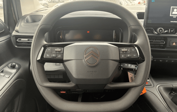 citroen-berlingo-m-1-5-bluehdi-100ch-s-s-plus-5-places-n1 - 967164713