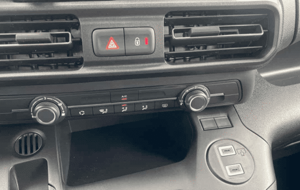 citroen-berlingo-m-1-5-bluehdi-100ch-s-s-plus-5-places-n1 - 967294713