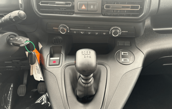 citroen-berlingo-m-1-5-bluehdi-100ch-s-s-plus-5-places-n1 - 967344713