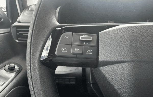 citroen-berlingo-m-1-5-bluehdi-100ch-s-s-plus-5-places-n1 - 967374713