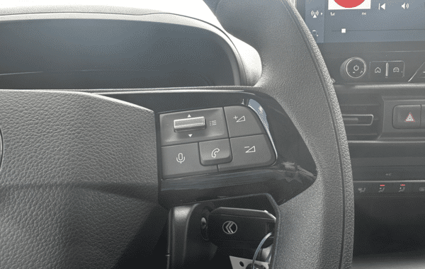 citroen-berlingo-m-1-5-bluehdi-100ch-s-s-plus-5-places-n1 - 967374713