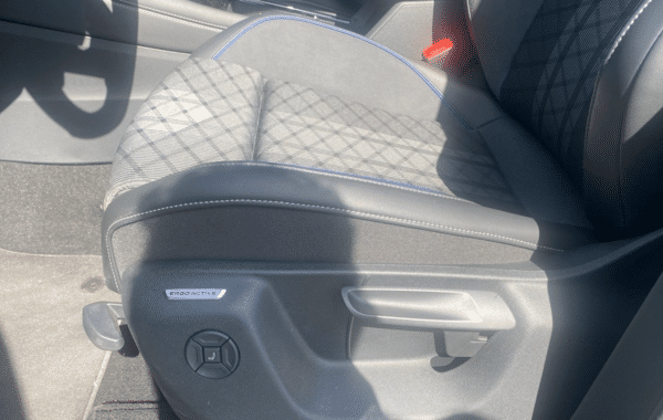 volkswagen-tiguan-2-0-tdi-150ch-r-line-dsg7 - 968584713