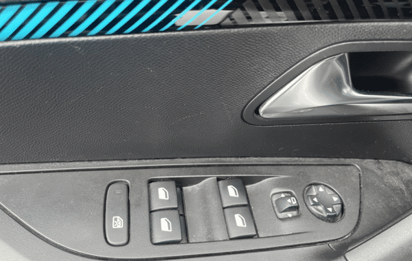 peugeot-2008-1-5-bluehdi-110ch-s-s-style - 968844713