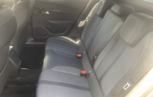 peugeot-2008-1-2-puretech-130ch-s-s-allure-eat8 - 969954713